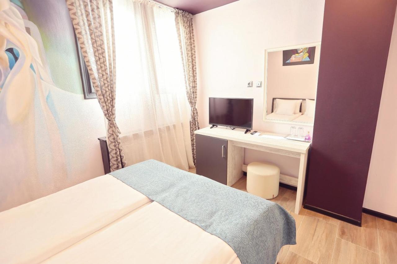 Dezire Guesthouse 拜勒乌努麦 外观 照片