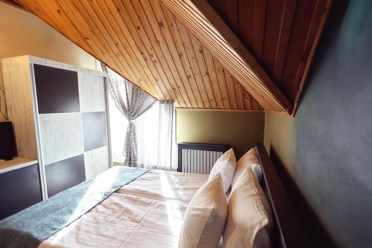 Dezire Guesthouse 拜勒乌努麦 外观 照片